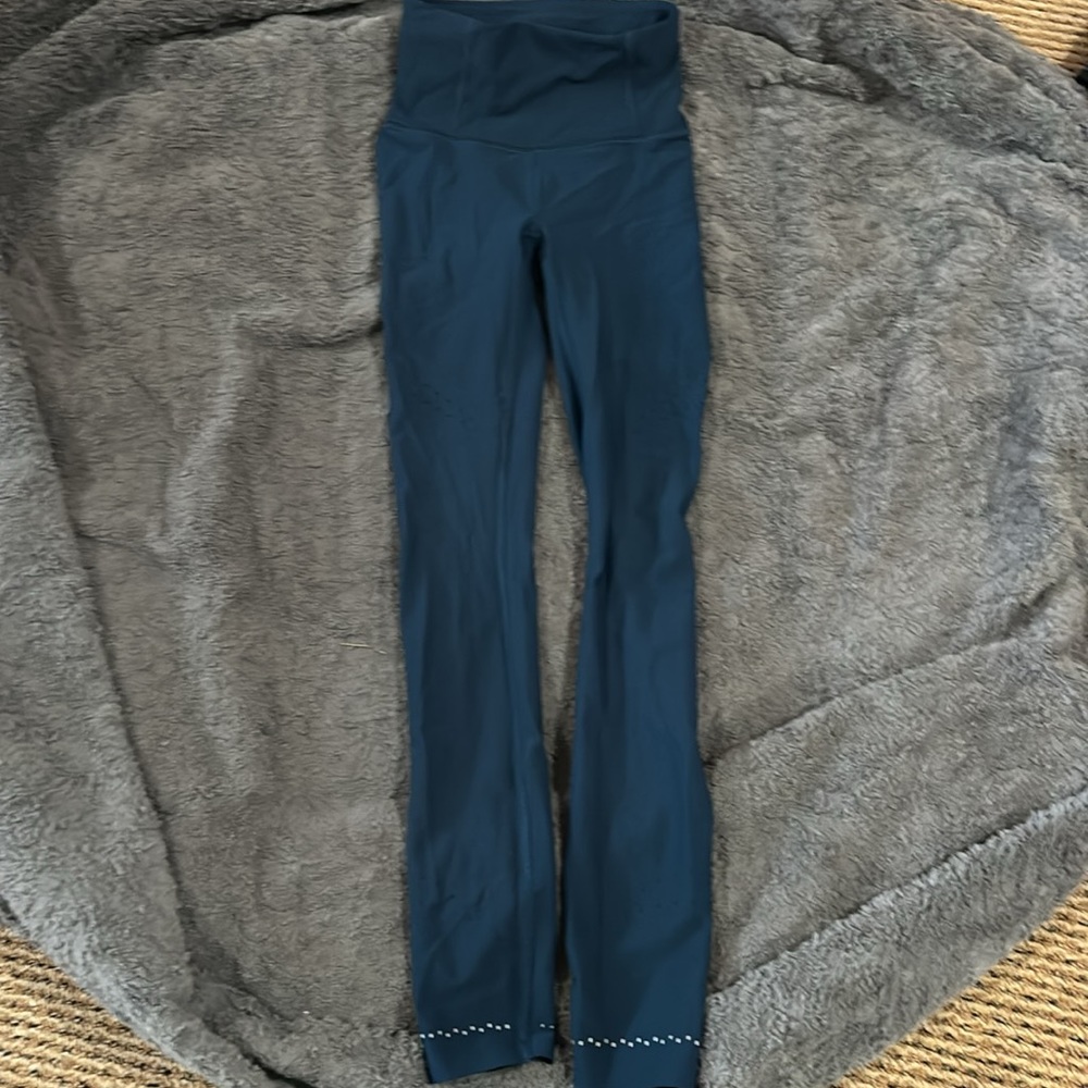 LuLulemon leggings EUC! - Picture 2 of 7